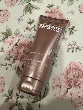 Playboy "Make The Cover" Body Lotion - Rose Gold